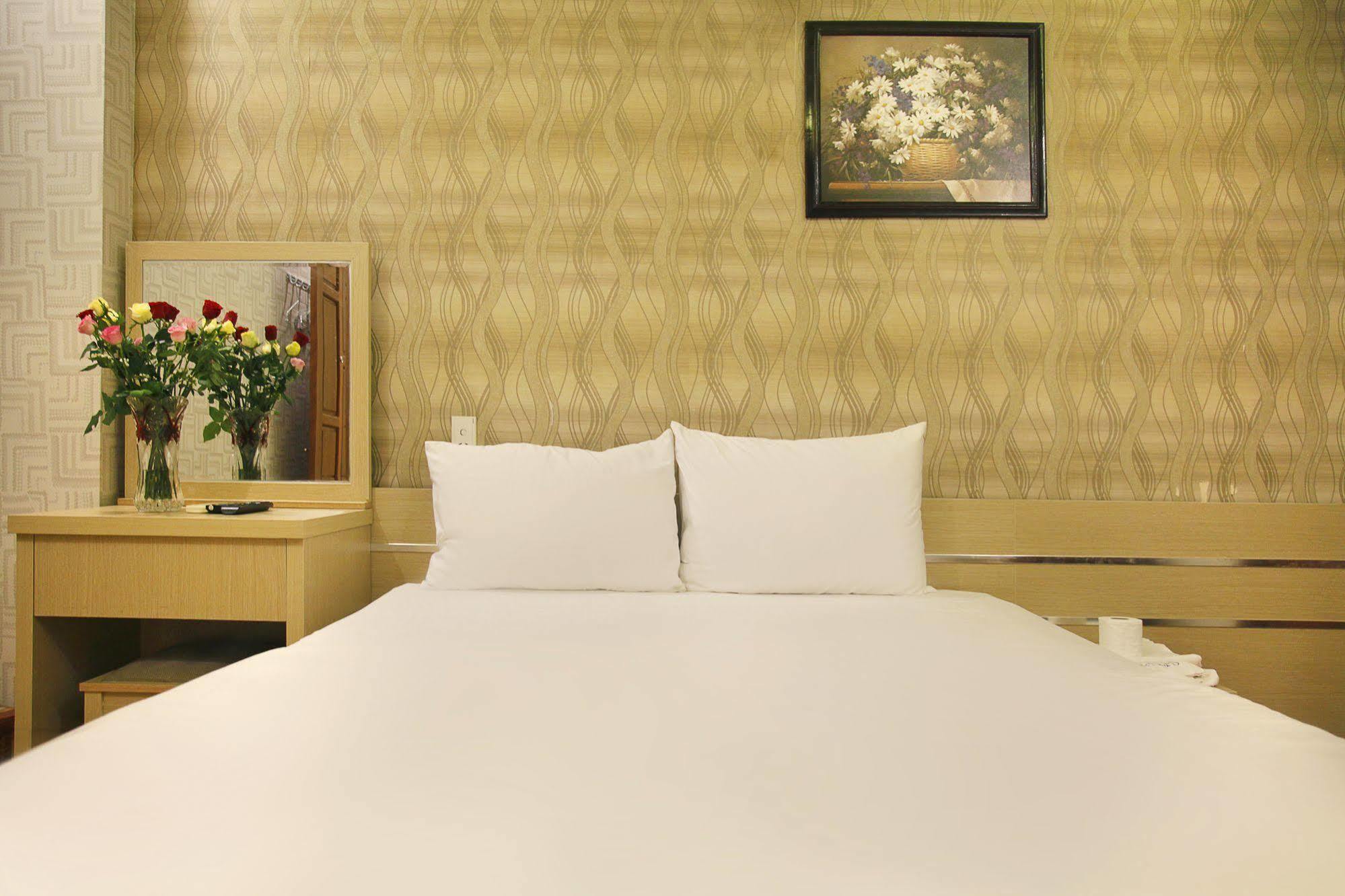 Tuan Phong Hotel Da Nang Exterior photo