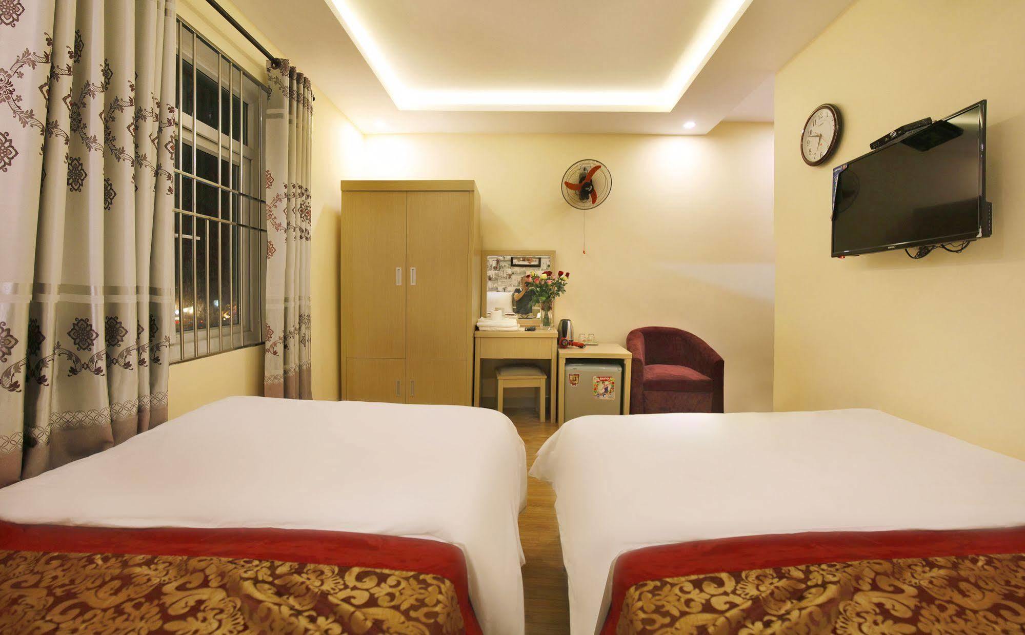 Tuan Phong Hotel Da Nang Exterior photo