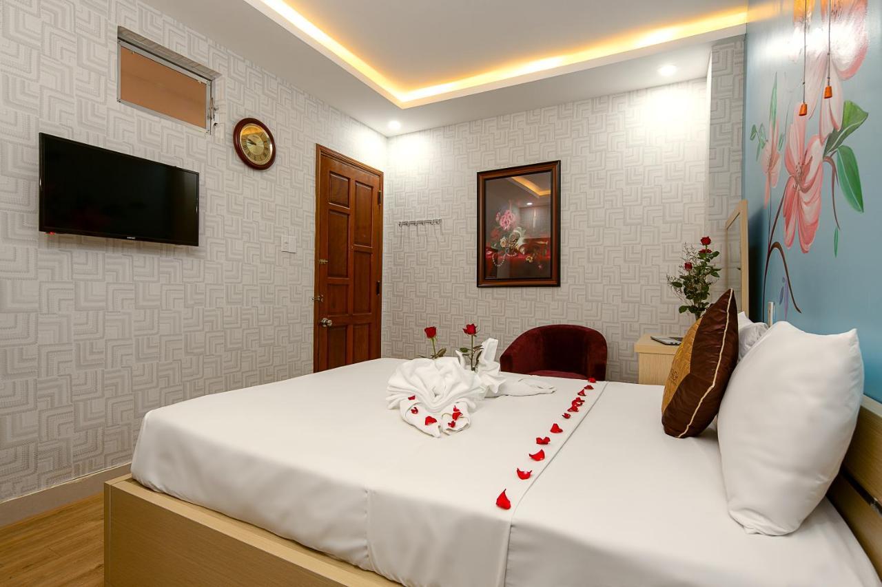 Tuan Phong Hotel Da Nang Exterior photo